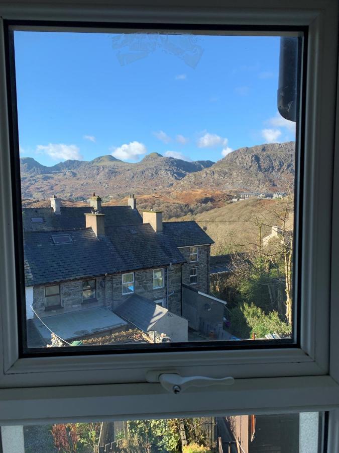 Cosy Cottage In Picturesque Snowdonia With Stunning Views Of The Moelwyn Mountains Blaenau Ffestiniog Eksteriør bilde